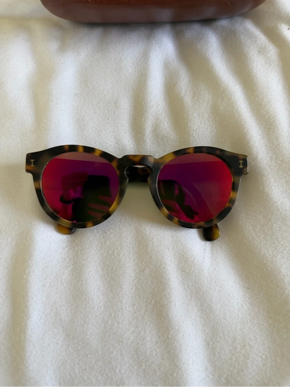 Illesteva Tortoiseshell Round Sunglasses with Pink Lenses